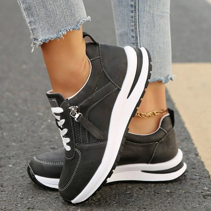 Arnette | Women's Lace-Up Side Zip Platform Sneakers