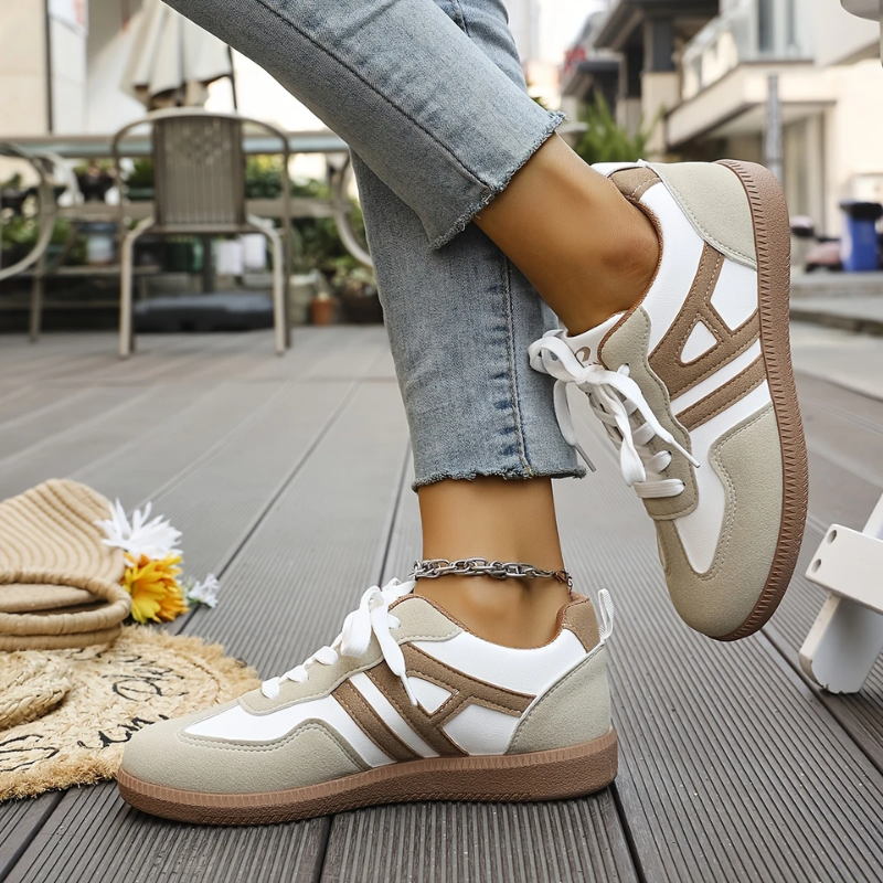 Cecily | Women's Retro Panel Lace-Up Flat Sneakers