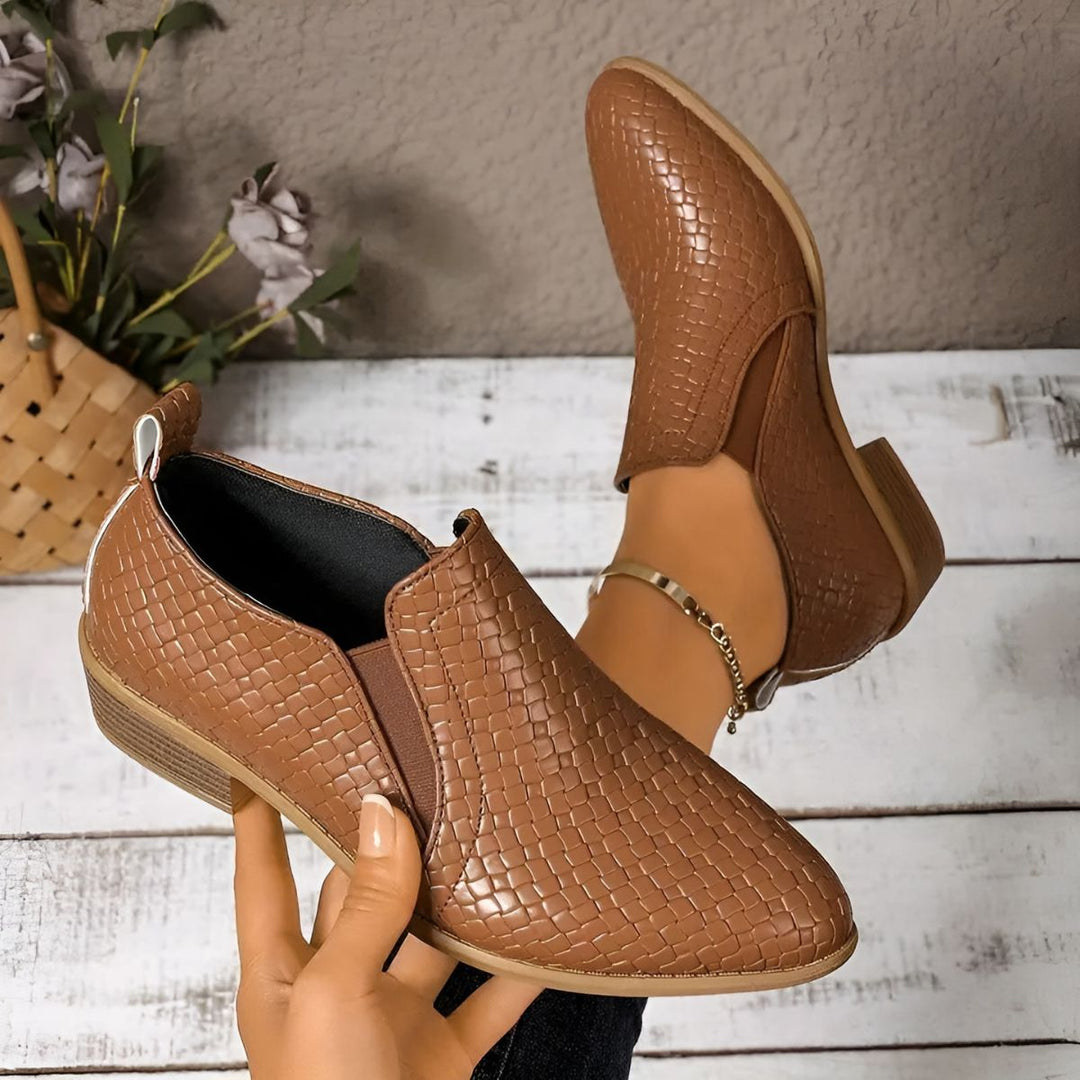 Amberly | Women's Elegant Comfort Oxford Shoes