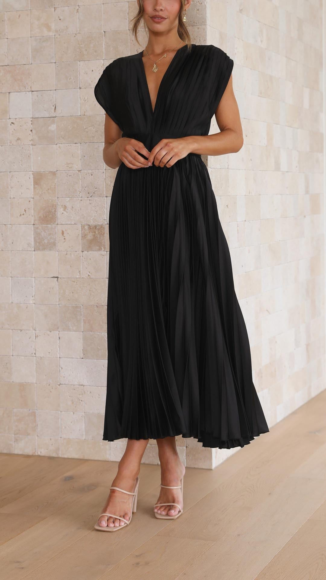 Kingsley | Women's Pleated Maxi Wedding Guest Dress