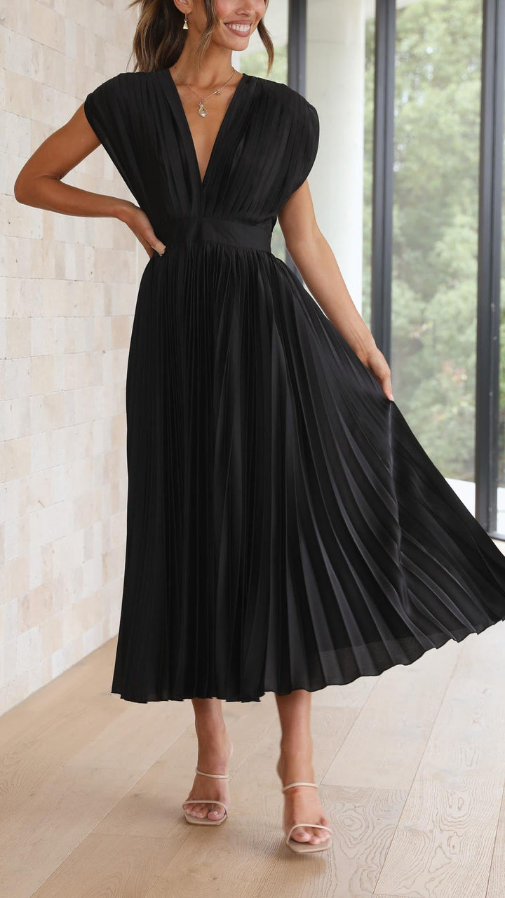 Kingsley | Women's Pleated Maxi Wedding Guest Dress
